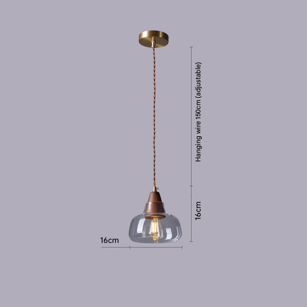 Petit lustre de style médiéval tout en cuivre