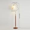 Lampadaire de chambre en bois massif de style médiéval