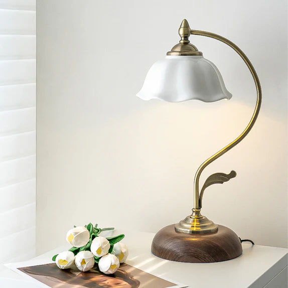Bedroom ceramic petal table lamp
