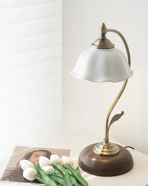 Bedroom ceramic petal table lamp