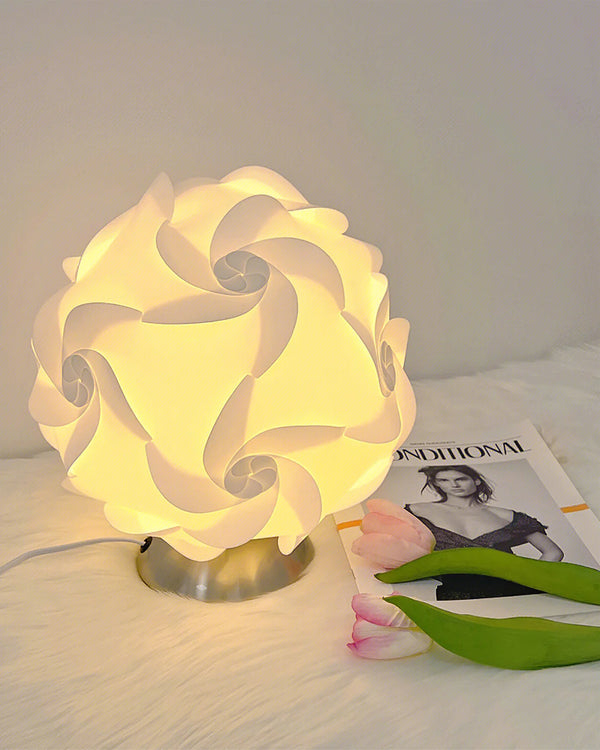 Bedroom spherical petal table lamp