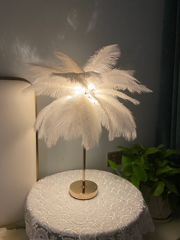 Goose Feather Table Lamp