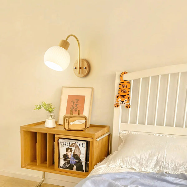 Japanese style wooden wall lamp