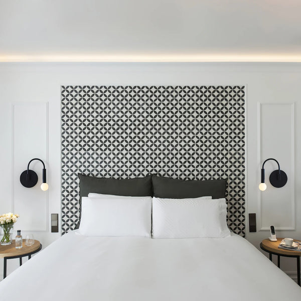 Modern simple wall lamp