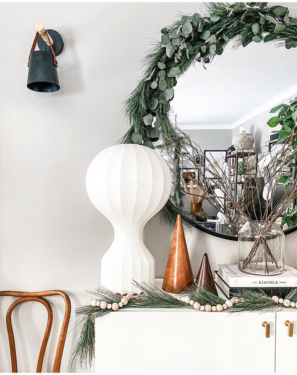 Lampe de table avec abat-jour en soie naturelle