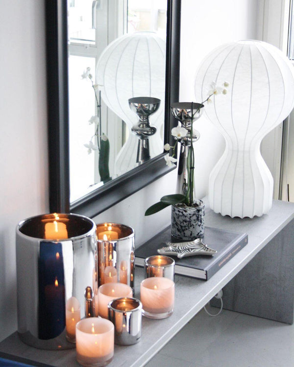 Lampe de table avec abat-jour en soie naturelle