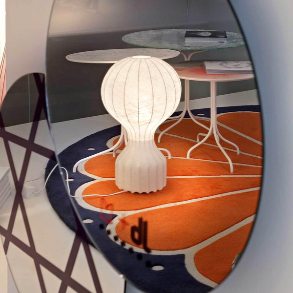 Lampe de table avec abat-jour en soie naturelle