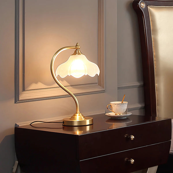 Retro bedroom study petal table lamp