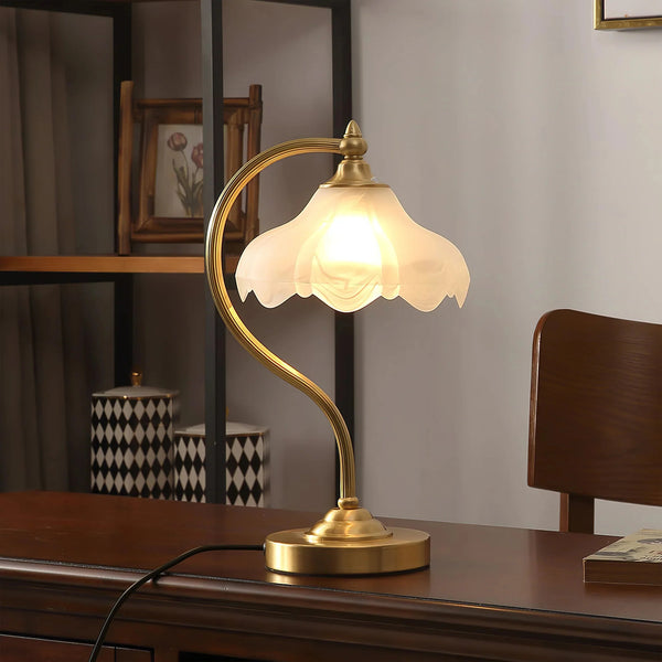 Retro bedroom study petal table lamp