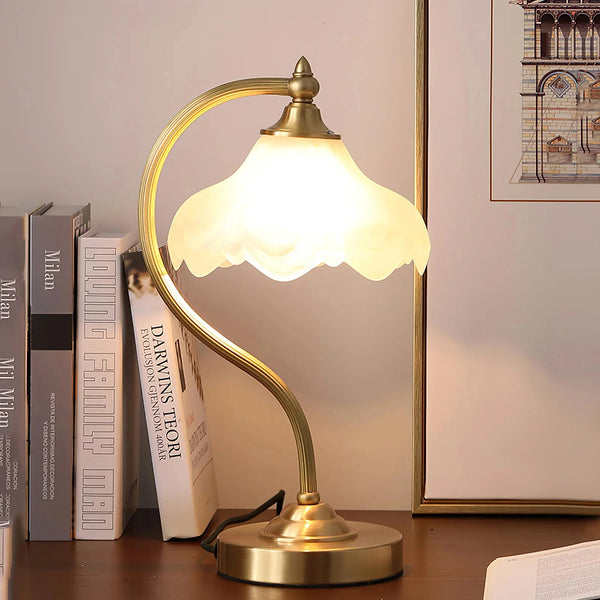 Retro bedroom study petal table lamp