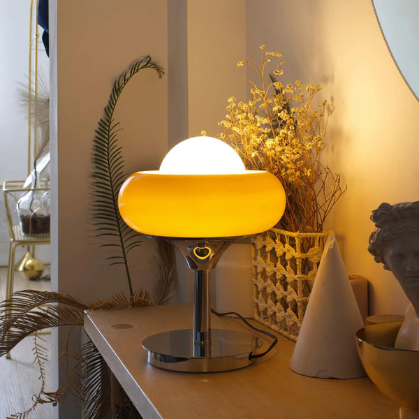 Medieval vintage egg tart table lamp