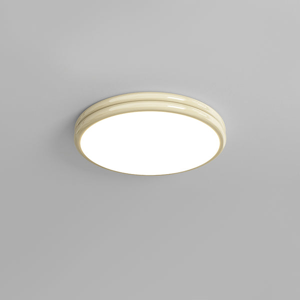 Simple cream style ceiling lamp