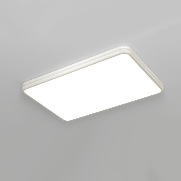 Simple cream style ceiling lamp