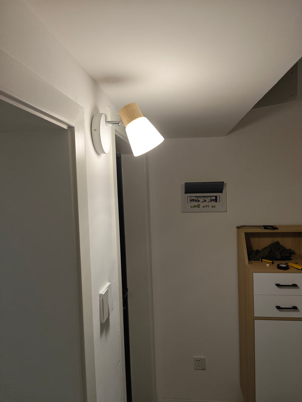 Applique murale en verre blanc