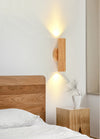Hölzerne Zwei-Wege-Licht-Wandlampe, drehbar