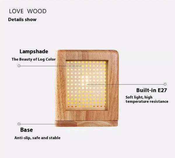 Quadratische Nachttischlampe aus Massivholz
