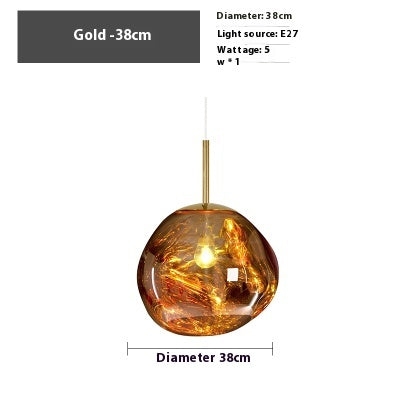 Kronleuchter aus vulkanischer Lava