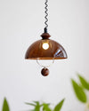 Lustre de restaurant relevable en bois massif de style médiéval