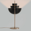 Rotatable spherical table lamp