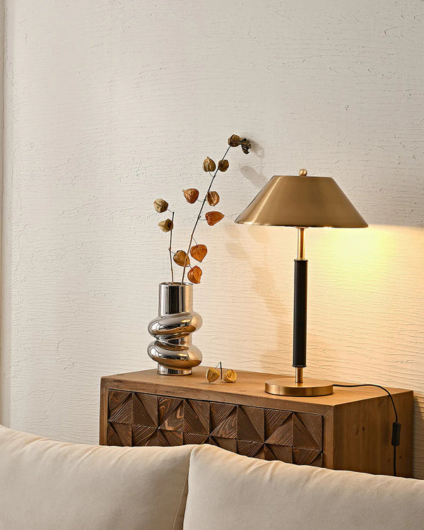 Light luxury bedroom metal leather texture table lamp