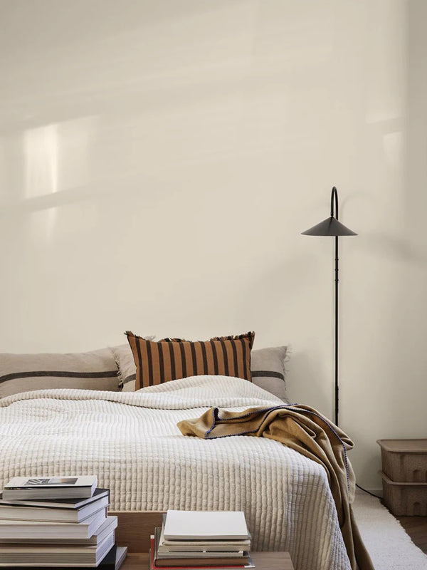 Nordic minimalist bedside wall lamp